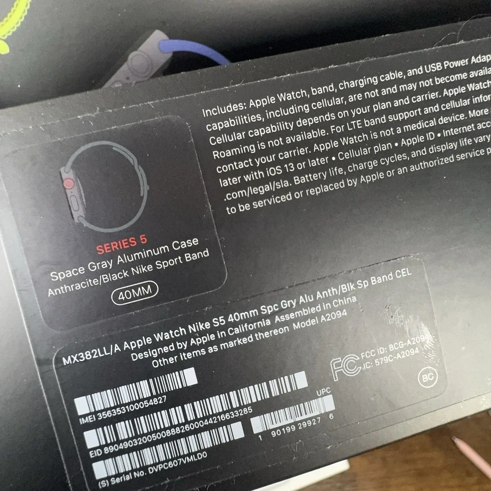 Apple Nike Watch Series 5 44mm Aluminum Ceramic Case Nike (cellular‎ + GPS)